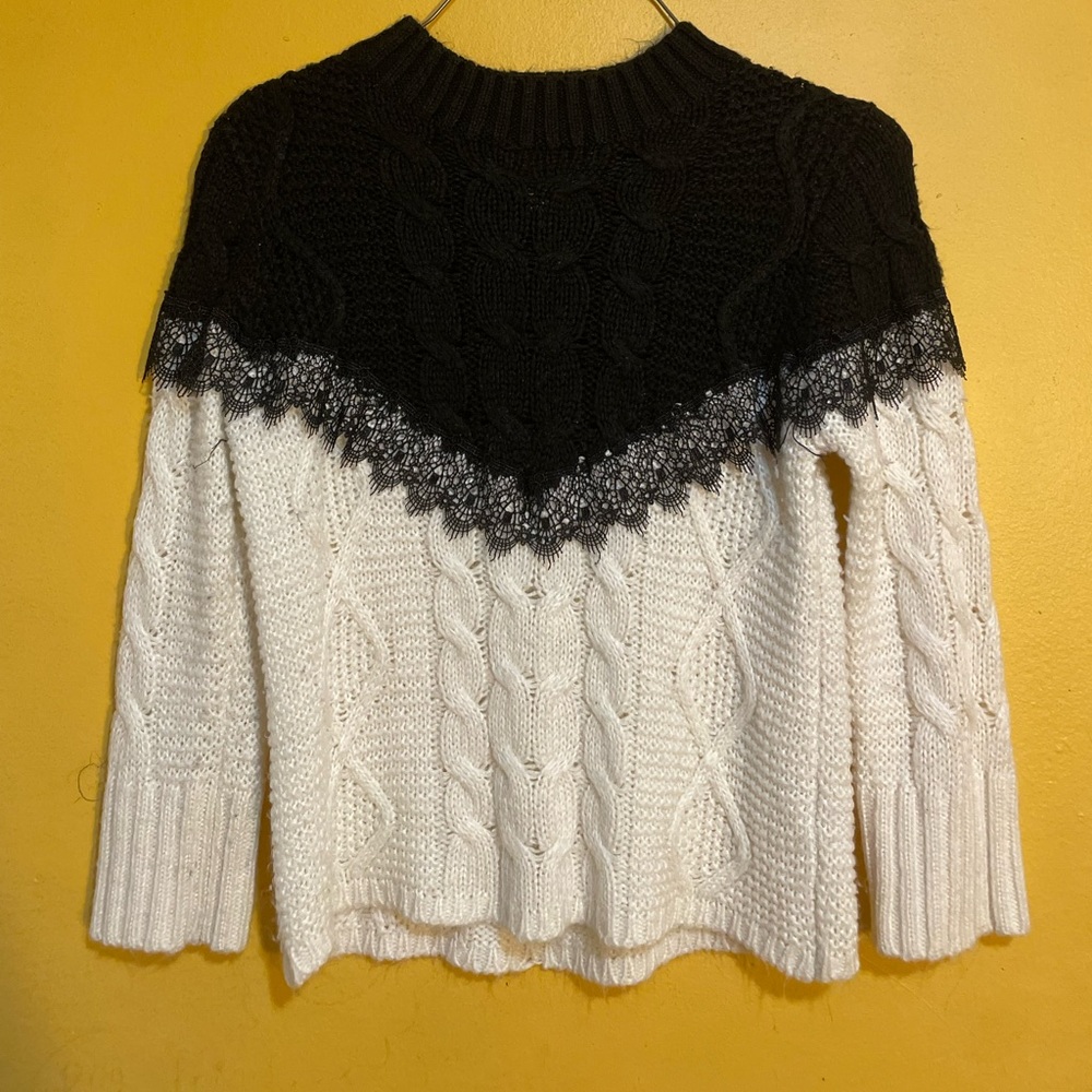 Zara Black and White Cable Knit Sweater Girls Size 8-9Y
